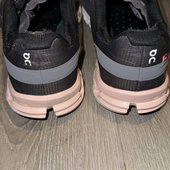 Cloudflow Women's On Running Shoes - Picture 11 of 15